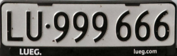 Switzerland select registration front plate LU·999666.jpg (38 kB)
