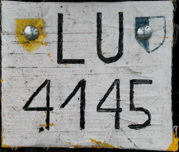 Switzerland motorcycle series unofficial replacement plate close-up LU 4145.jpg (167 kB)