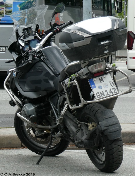 Germany seasonal motorcycle plate M GN 142.jpg (159 kB)