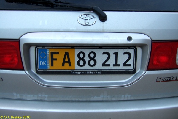Denmark former private goods vehicle series FA 88212.jpg (80 kB)
