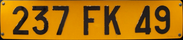 France former normal series rear plate close-up 237 FK 49.jpg (37 kB)