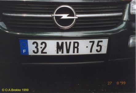 France former normal series front plate 32 MVR 75.jpg (18 kB)