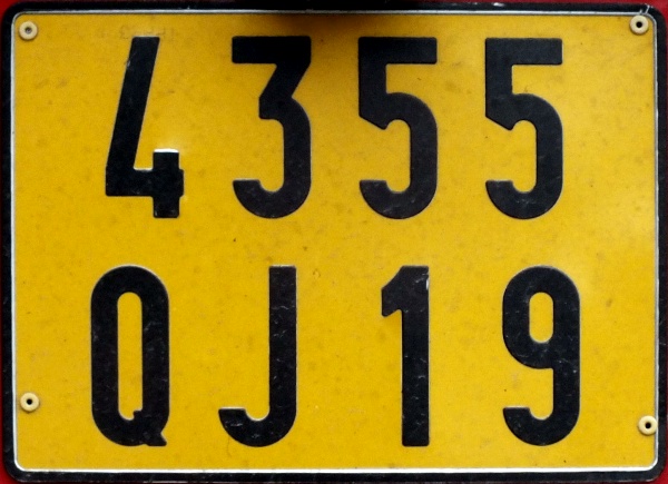 France former normal series rear plate close-up 4355 QJ 19.jpg (108 kB)
