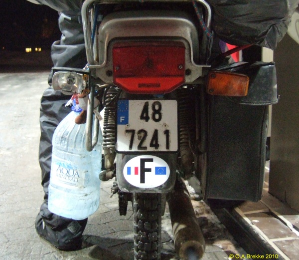 France unofficial former moped plate 48 7241.jpg (139 kB)