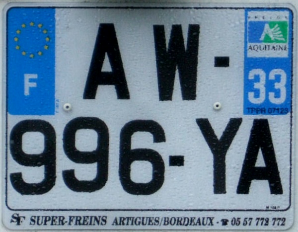 France normal series close-up AW-996-YA.jpg (105 kB)