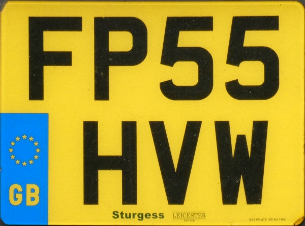 Great Britain normal series rear plate former style close-up FP55 HVW.jpg (124 kB)