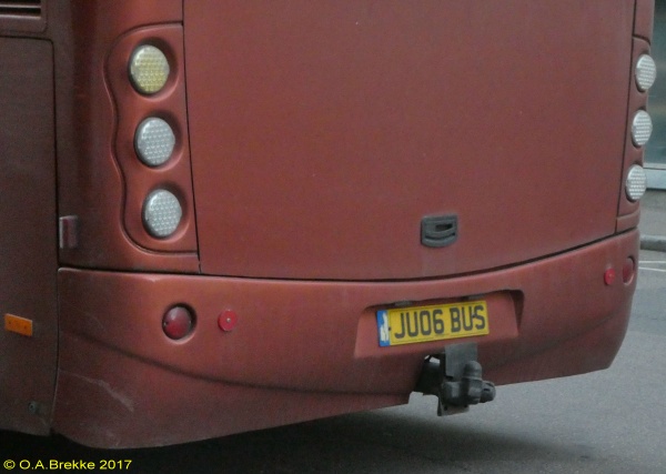 Great Britain personalised series rear plate former style JU06 BUS.jpg (103 kB)
