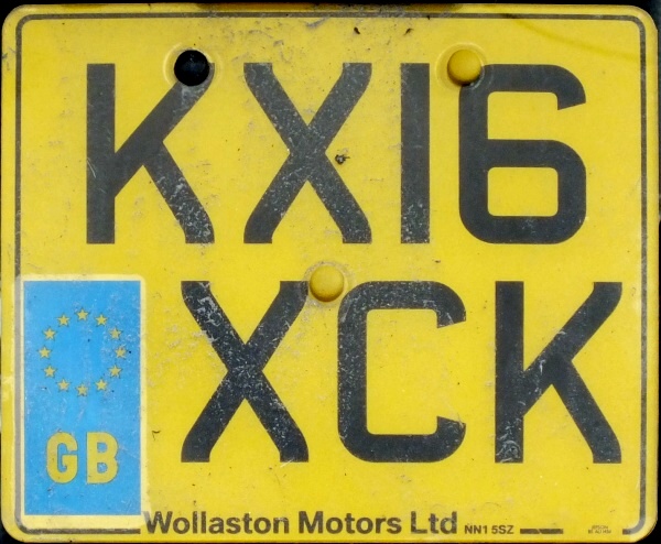 Great Britain normal series motorcycle close-up KX16 XCK.jpg (128 kB)