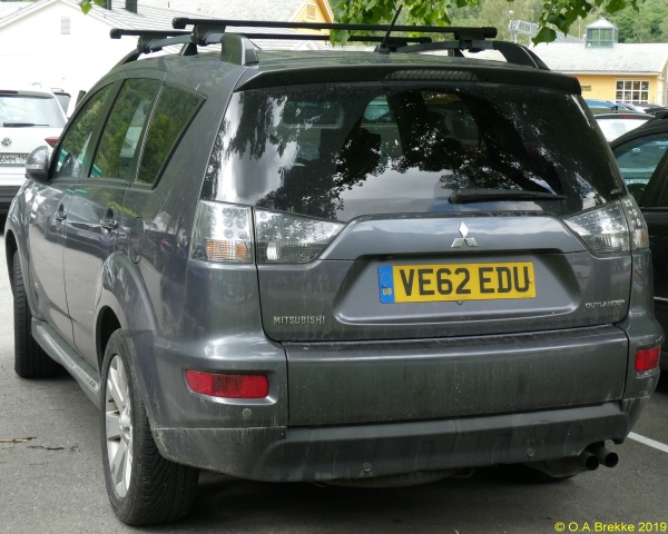 Great Britain normal series rear plate former style VE62 EDU.jpg (156 kB)
