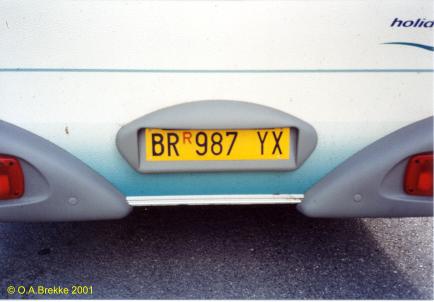Italy former trailer repeater plate BR R 987 YX.jpg (18 kB)