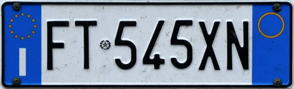 Italy normal series front plate close-up FT 545 XN.jpg (77 kB)
