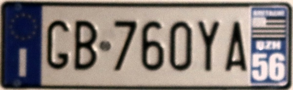 Italy normal series front plate close-up GB 760 YA.jpg (62 kB)