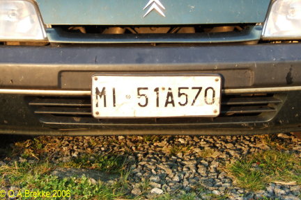 Italy former normal series front plate MI 51A570.jpg (52 kB)