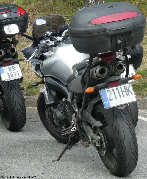 Lithuania motorcycle series former style 211 HK.jpg (178 kB)
