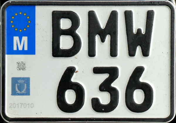 Malta normal series personalised close-up BMW 636.jpg (126 kB)