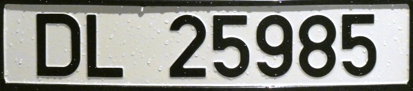Norway normal series unofficial plate close-up DL 25985.jpg (68 kB)