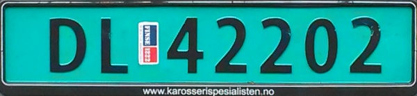 Norway light commercial series former style close-up DL 42202.jpg (40 kB)