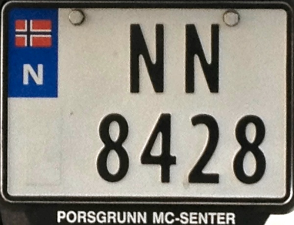Norway four numeral series former style close-up NN 8428.jpg (91 kB)