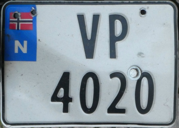 Norway four numeral series close-up VP 4020.jpg (110 kB)