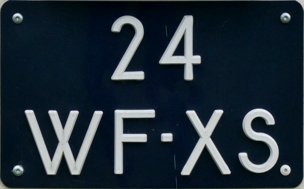 Netherlands former trailer series close-up 24-WF-XS.jpg (94 kB)