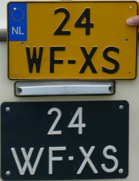 Netherlands former trailer series 24-WF-XS.jpg (110 kB)