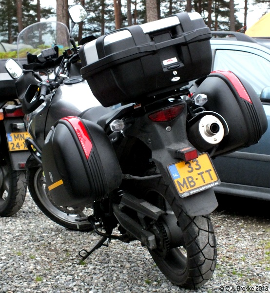 Netherlands motorcycle series 33-MB-TT.jpg (183 kB)
