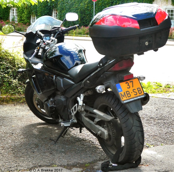 Netherlands motorcycle series 37-MB-SB.jpg (240 kB)