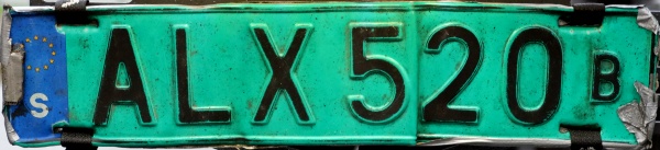 Sweden dealer plate series close-up ALX 520 B.jpg (65 kB)