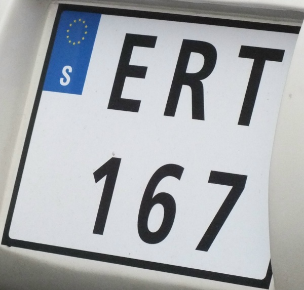 Sweden normal series unofficial plate style close-up ERT 167.jpg (93 kB)