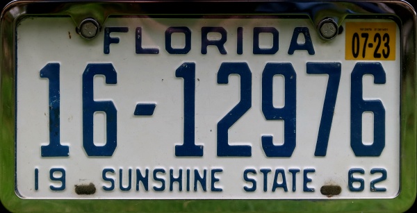 USA Florida former normal series YOM plate close-up 16-12976.jpg (88 kB)