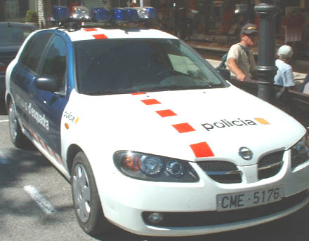 Spain Catalan police car CME-5176.jpg (26 kB)