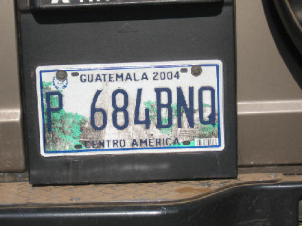 Guatemala normal series former style P 684 BNQ.jpg (41 kB)