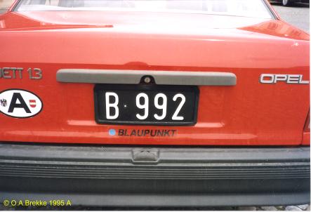 Austria former normal series rear plate B 992.jpg (22 kB)
