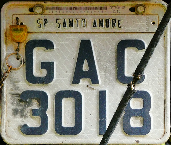 Brazil former normal series motorcycle close-up GAC 3018.jpg (197 kB)