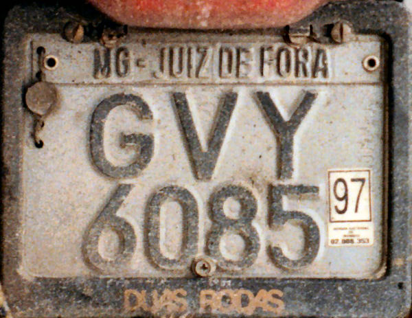 Brazil former normal series motorcycle close-up GVY 6085.jpg (79 kB)