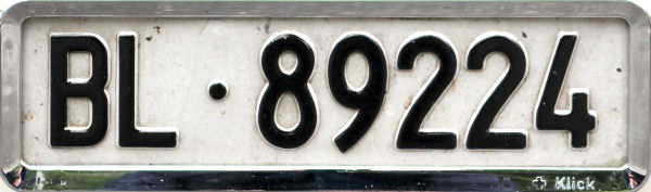 Switzerland normal series front plate close-up BL·89224.jpg (43 kB)