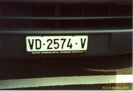 Switzerland former rental car series front plate VD·2574·V.jpg (17 kB)