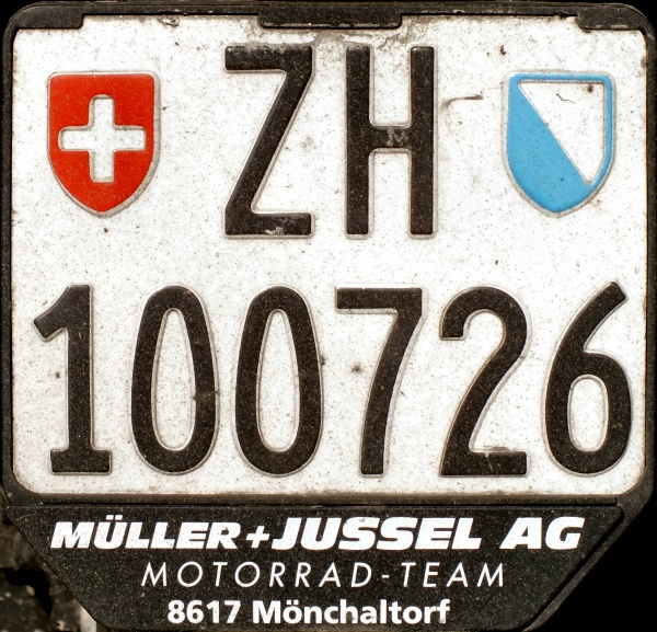Switzerland motorcycle series close-up ZH 100726.jpg (201 kB)
