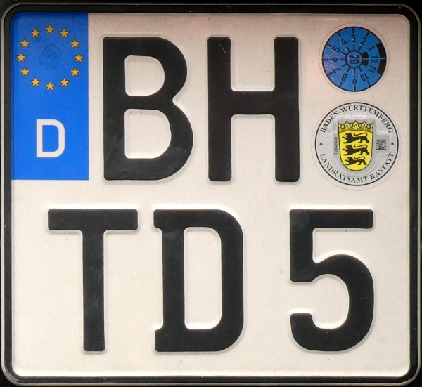 Germany normal series close-up BH TD 5.jpg (142 kB)