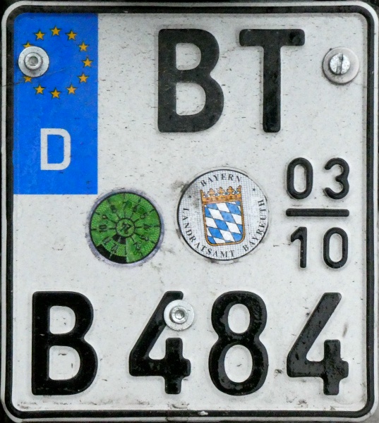 Germany seasonal motorcycle plate close-up BT B 484.jpg (182 kB)