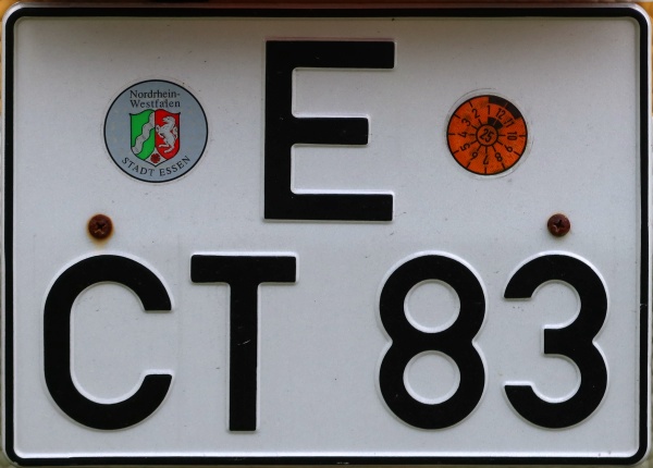 Germany normal series former style close-up E-CT 83.jpg (93 kB)