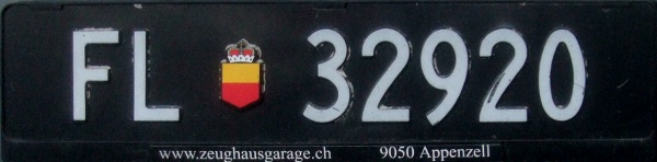Liechtenstein normal series rear plate FL 32920.jpg (40 kB)