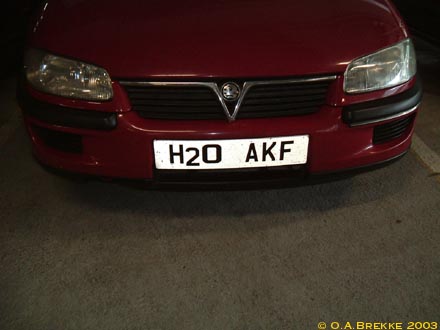 Great Britain former personalised series front plate H20 AKF.jpg (21 kB)