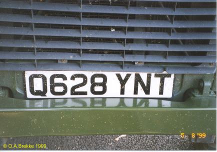 Great Britain former series vehicle of undefined age front plate Q628 YNT.jpg (26 kB)