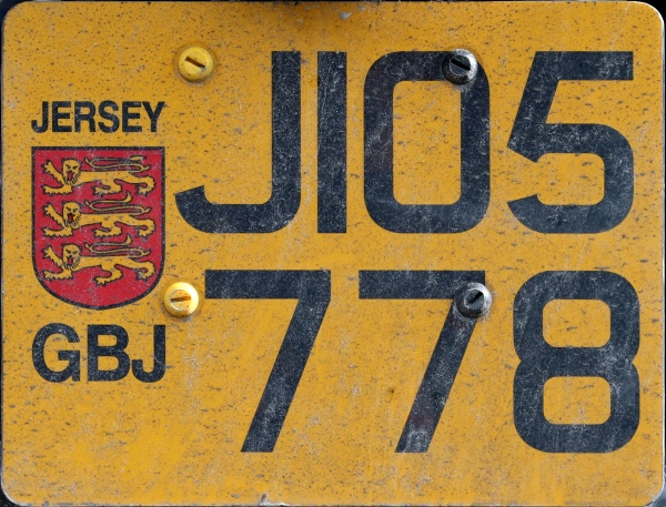 Jersey normal series motorcycle close-up J 105778.jpg (183 kB)