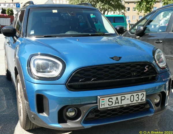 Hungary personalised plate within the former normal series SAP-032.jpg (166 kB)