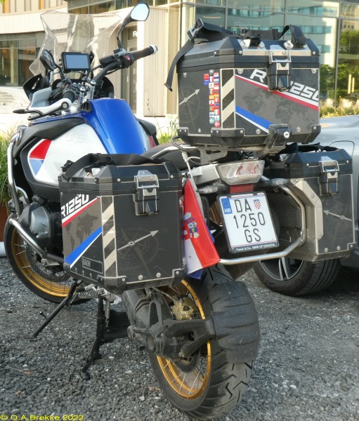 Croatia normal series personalised motorcycle DA 1250 GS.jpg (204 kB)