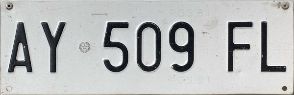 Italy normal series former style front plate AY 509 FL.jpg (47 kB)