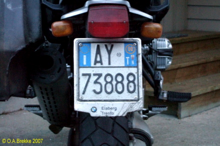 Italy motorcycle series AY 73888.jpg (69 kB)