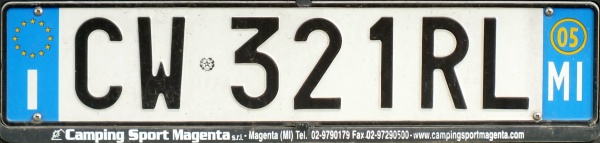 Italy normal series rear plate close-up CW 321 RL.jpg (45 kB)